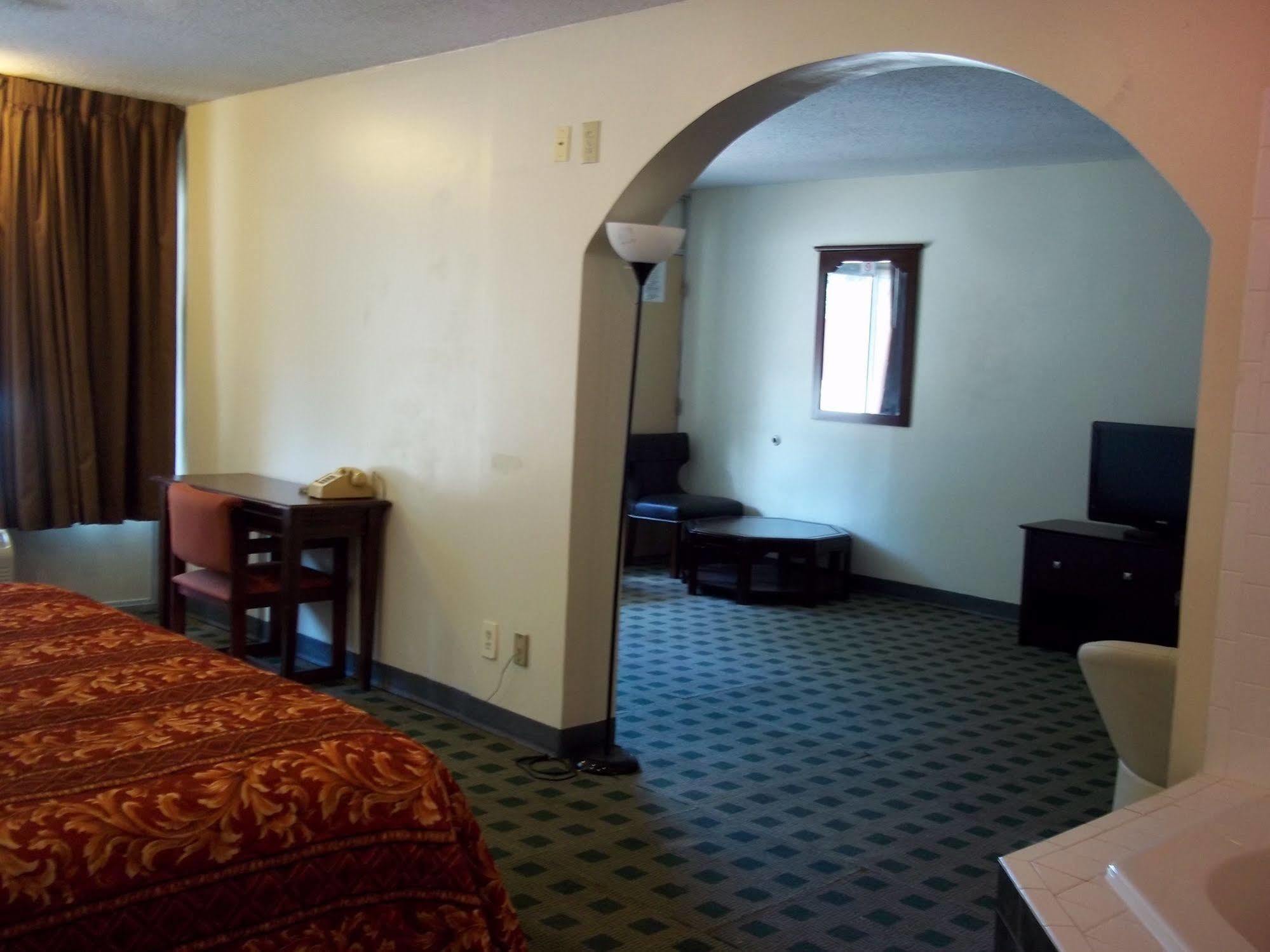 Red Roof Inn ลาแกรนจ์ ภายนอก รูปภาพ